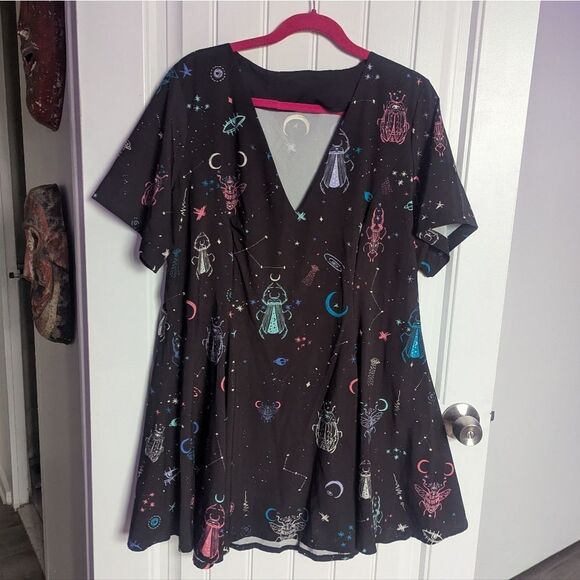 XXL Blackmilk Alien Insects Evil V Dress - Picture 1 of 7